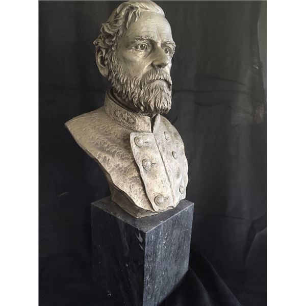 15 Inch General Lee Bust on Marble Base  #498/500  Part of Commander Series
