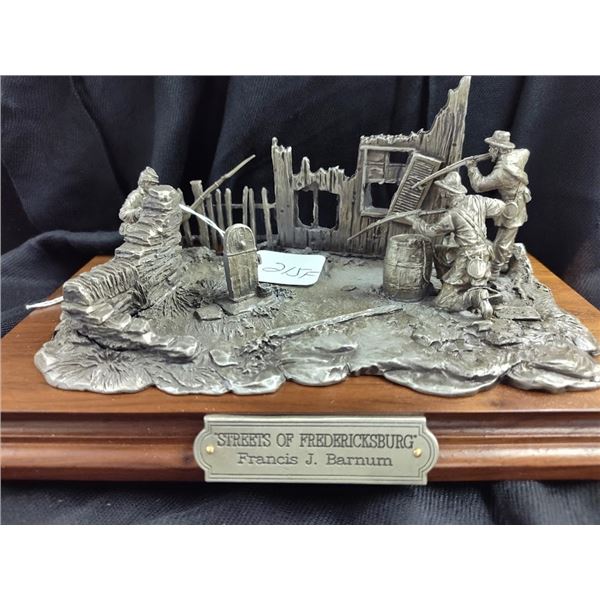 STREETS OF FREDRICKSBURG (NEW AND IN PACKAGING) #10/180 RARE