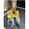 Image 2 : JUANSTAR Solar Flower Lights, Yellow Sunflower Garden Lights, Waterproof, Solar-Powered Pack of 2