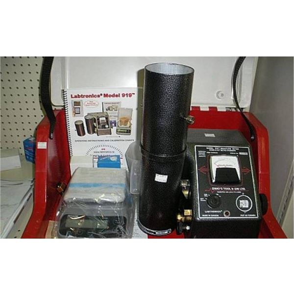 Labtronics Model 919® Grain Moisture Tester with Accessories