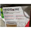 Image 3 : Frigidaire EFIC206-Copper Ice Maker, 26 lbs/Day Capacity