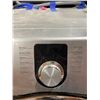 Image 3 : Kenmore Elite AST2 Front Load Clothes Washer, Model 592-490570