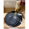 Image 2 : 3 Greenpan Non-Stick Frying Pans With Gold-Tone Handles