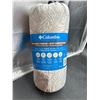 Image 2 : Columbia Packable Throw Indoor/OutdoorÂ