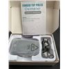 Image 3 : LOOKEE C101A2 Deluxe Fingertip Pulse Oximeter | Blood Oxygen Saturation Monitor with Plethysmograph 