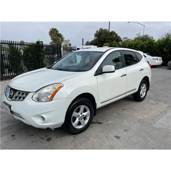 NISS ROGUE 2012 SALV T/DONATION