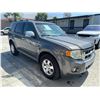 Image 2 : FORD ESCAPE 2011 O/S-SALV-T-DON SMOG
