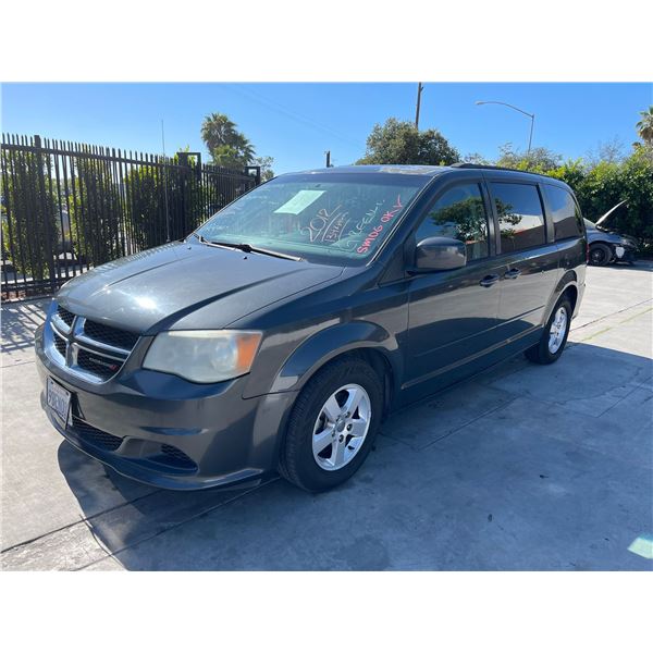 DODG GD CARAVAN  2012 T-DON - SMOG