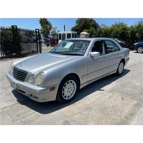 MERZ E320 2001 T-DON - SMOG