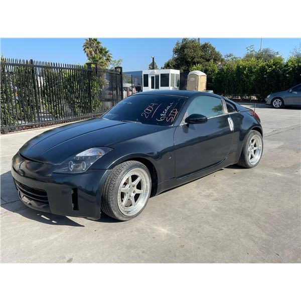 NISS 350Z 2004 T-DONATION