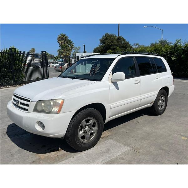 TOYT HIGHLANDER 2001 O/S TITLE 2 DAYS