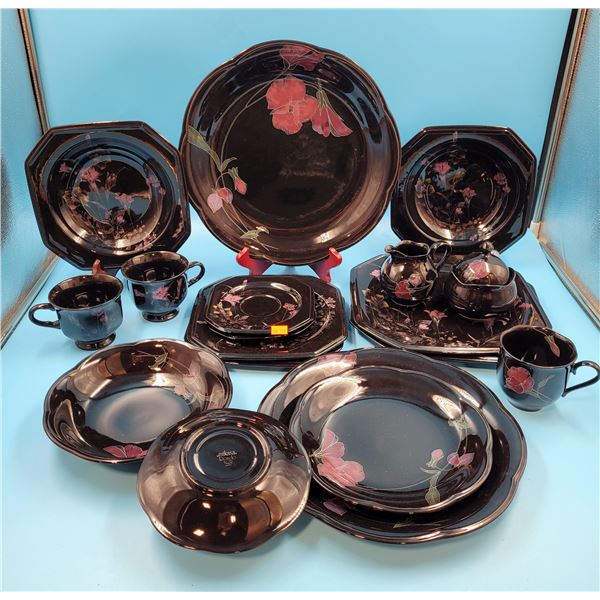 VTG Mikasa Plates, Cups 