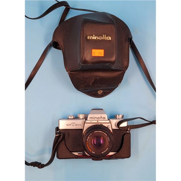 Minolta SRT 200 Camera w/ Case