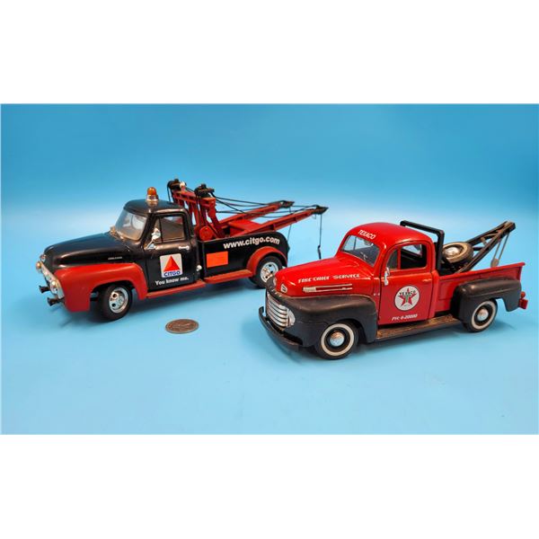 '49 Ford F1 Pickup & '53 Ford Tow Truck Diecast Models