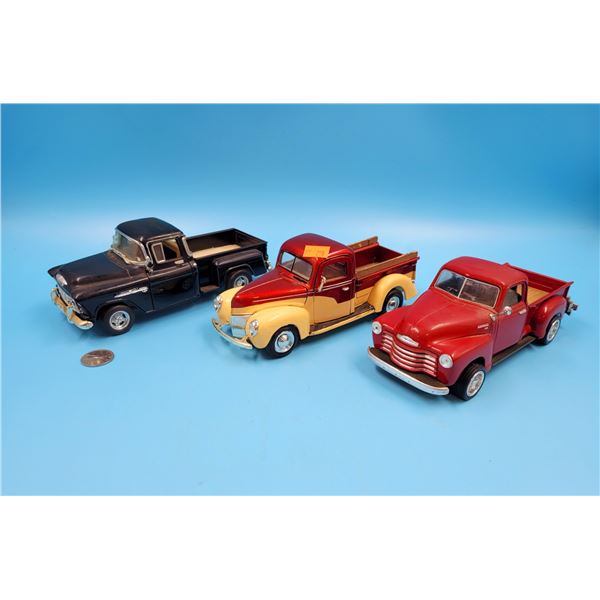 '40 Ford Pickup, '50 Chevrolet 3100, & '55 Chevy Stepside Diecast Models