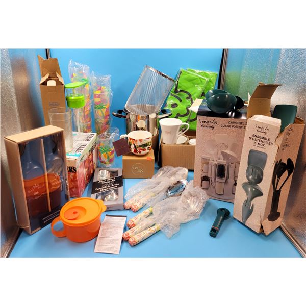 Spatulas, Spoons, Utensils & Kitchen Lot