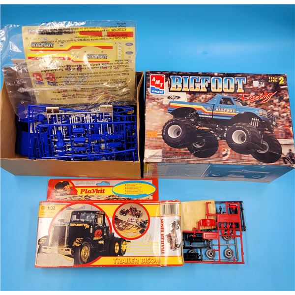 Unbuilt Bigfoot Racing 1:25 Model Kit & Trailer Bison 1:32 Model Kit