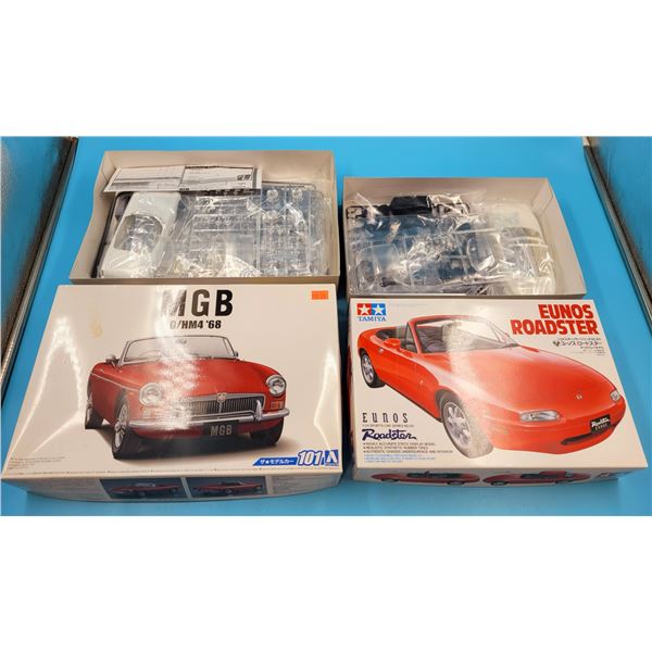 Unbuilt MGB G/HM4 '68 Model Kit & Eunos Roadster 1:24 Model Kit