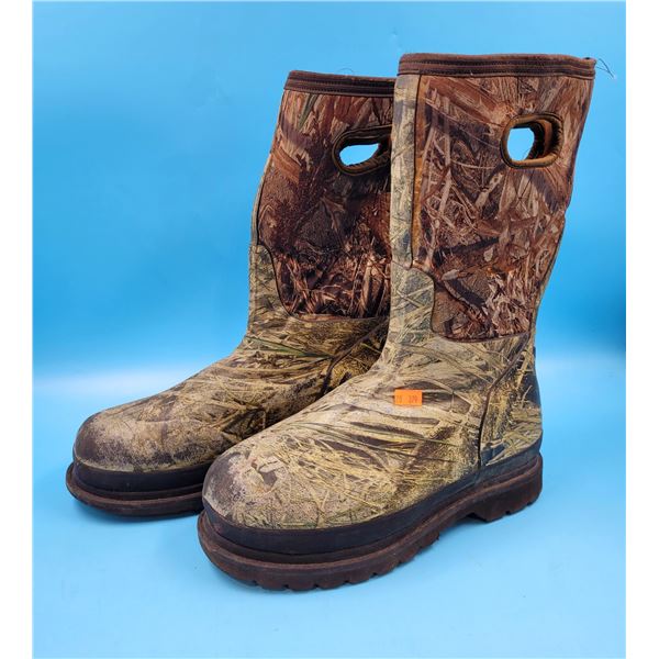 Size 9 Camo Boots