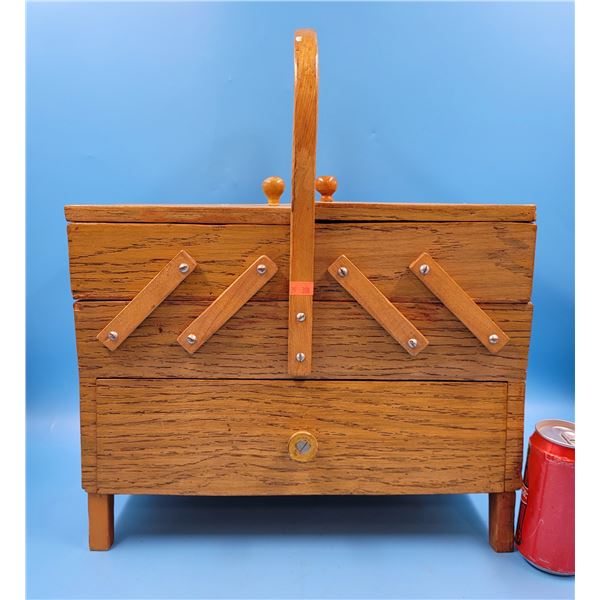 VTG Wooden Accordion-Style Sewing Box