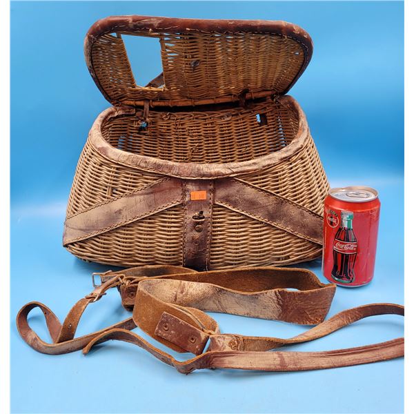 VTG Fishing Creel Wicker & Leather Basket