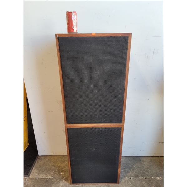 Pair of Stereo Speakers