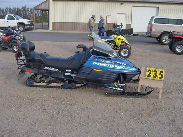 1998 Ski Doo Grand Touring 700