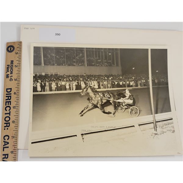 Harness Racing, Featuring Horse Star's Envy, 1 Photo