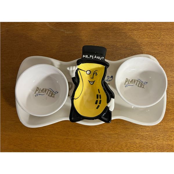 Planters Peanuts Set 4 pieces "Mr. Peanut" dishes