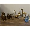 Image 1 : Brass collection - Giraffe, 3 penguin family, swan, blue glass penguins, swan