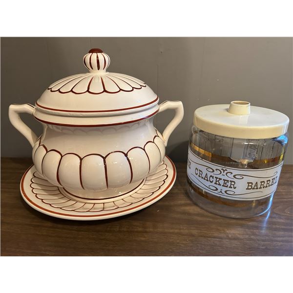Large beige brown Soup Pot with Plate Holder & Cracker Barrel AgkassnJar with lid