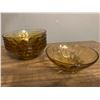 Image 3 : Amber bowl with 6 smaller desert bowls. Mini Amber glass basket .