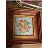 Image 3 : Vanity tray with bird and two wooden frames colourful prints of birds