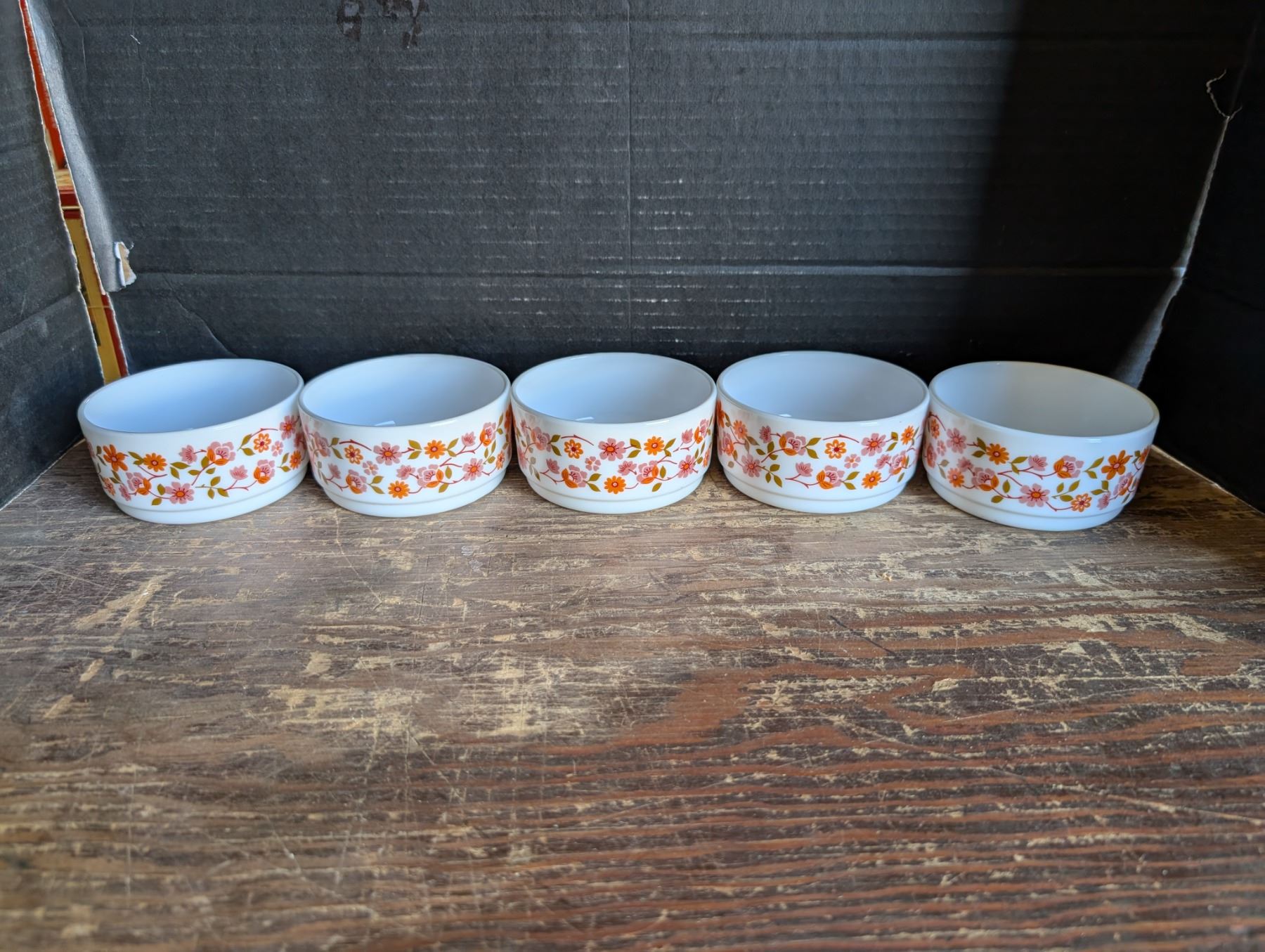 6 bols en arcopal vintage RIVANEL Made in France decors oiseaux fleurs 13,5 cm - Arts de la table 6 bols en arcopal vintage RIVANEL Made in France decors oiseaux fleurs 13,5 cm - Arts de la table
