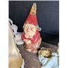 Image 4 : Statues/Decor Lot (Gnome, Angel, High heel, and two boys statue)