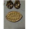 Image 4 : 16" Necklaces Gold Toned /Vans Brooch /Monet Earrings