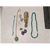 Image 1 : Emerald Jewelry Lot set (Necklaces, earrings, and etc.)
