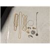 Image 1 : Collection of Vintage Jewelry (necklaces, earrings, and etc.) Pearls