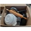 Image 8 : Lot of Kitchen Items.
