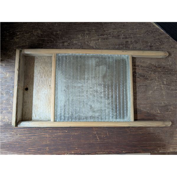 Vintage Glass washboard 10"x25"