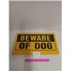 Image 1 : Beware of daog signs