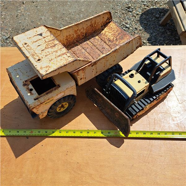 Tonka toys - dump truck and bulldozer