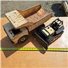 Image 1 : Tonka toys - dump truck and bulldozer