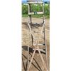 Image 1 : 7ft wooden ladder
