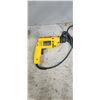 Image 2 : Dewalt D21009 3/8" VSR Electric Drill