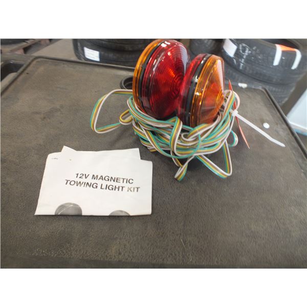 12 Volt Magnetic Tow Lights