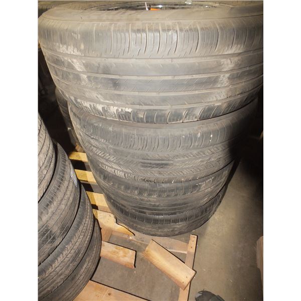Set Of 4 Hankook Tires w/ Rims