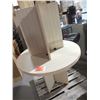 Image 1 : 2 Round Tables
