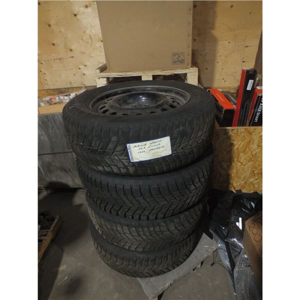 Set of 4 Sailum Ice Blazer Tires
