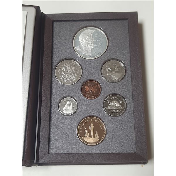 1995 Special Edition Double Dollar Proof Set. The Silver Dollar marks the 325th Anniversary of the f